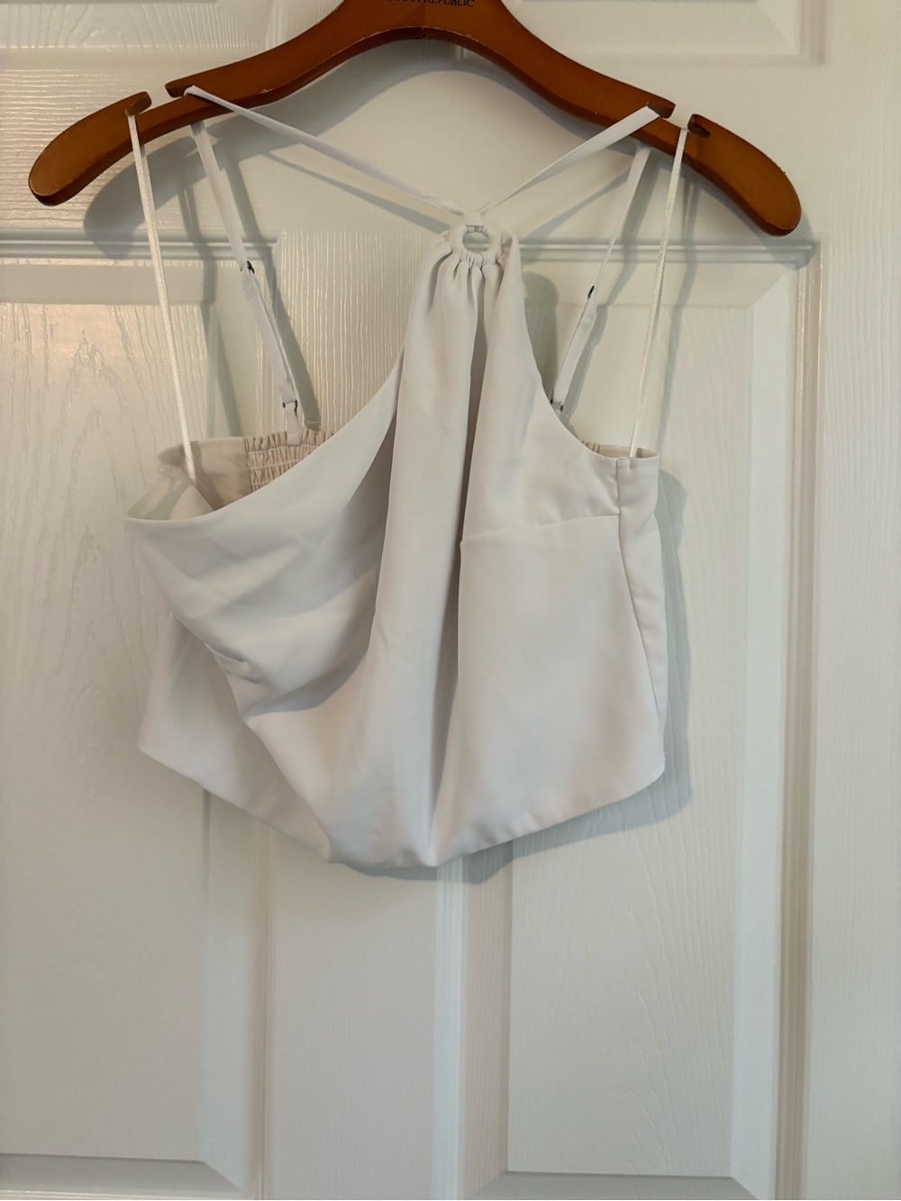 Abercrombie & Fitch White Strappy Halter Crop Top